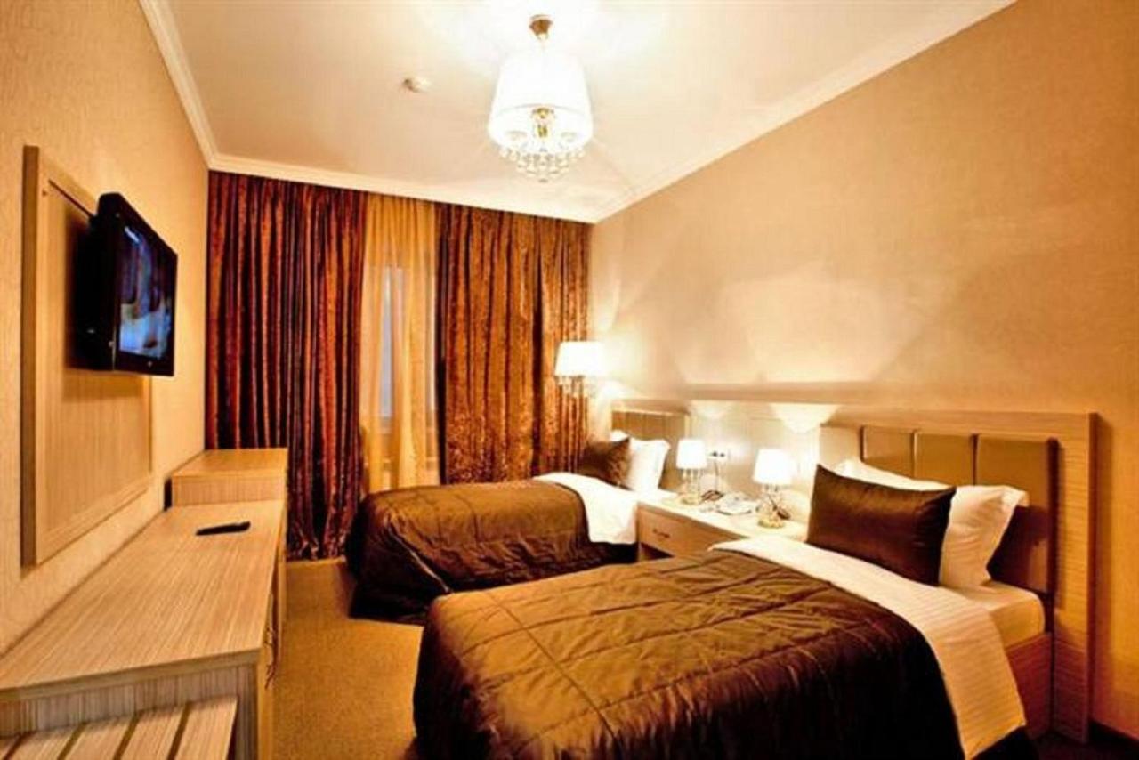 Paradise Hotel Baky Esterno foto